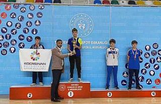 Büyükşehir masa tenisi sporcusu Türkiye 3’ncüsü...