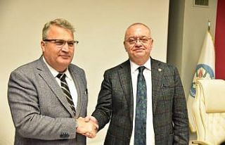 Büyükşehir ve Yunusemre, işbirliği protokollerini...