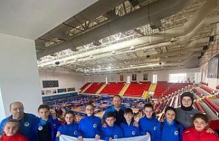 Büyükşehir’in minik raketlerinden başarı