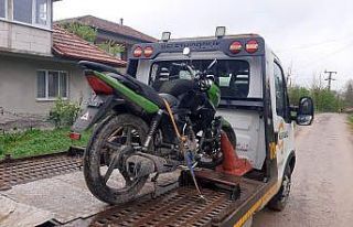 Çaldığı motosikleti kullanırken jandarmaya yakalandı