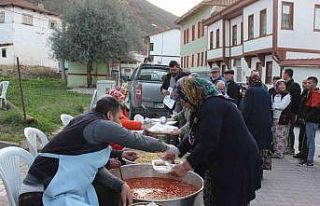 Camicedit Mahalle sakinleri ile iftar sofrasında...