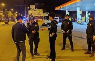 Çarşı ve mahalle bekçileri gece uygulamalarını...