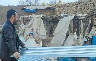 Çermik’te sera ve ahırları zarar gören çiftçilere...