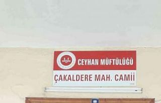 Ceyhan’da camilerde temizlik ve bakım çalışması