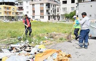 Çiğli’de grevin ardından temizlik seferberliği