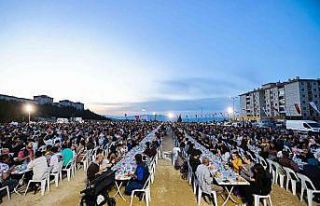 Denizli’de iftar sofrası TOKİ evlerinde kuruldu
