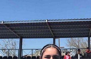 Denizli’nin gururu Ayşe, Süper Lige transfer oldu