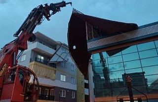 Denizli’ye kuvvetli rüzgar ve fırtına uyarısı