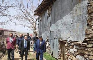 Depremden etkilenen köylerde hasar tespit çalışmaları...