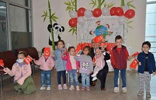 Devlet hastanesinde 23 Nisan kutlaması