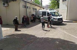 Devrilen traktörün sürücüsü hayatını kaybetti