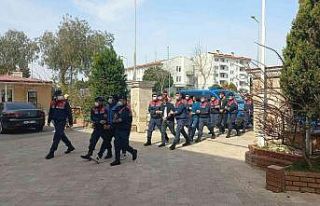 Didim’de Jandarmadan göçmen kaçakçılara operasyon:...