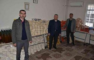 Din görevlilerinin öncülüğünde yüzler gülüyor