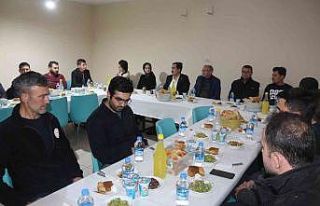 Domaniç Kaymakamı İpek, sağlık çalışanları...