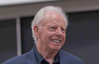 Dr. Tony Bates ile koronavirüs sonrası açık üniversitelerin...