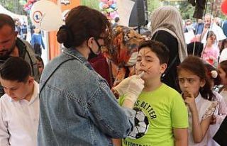 Düzce millet bahçesinde çocuk şenliği