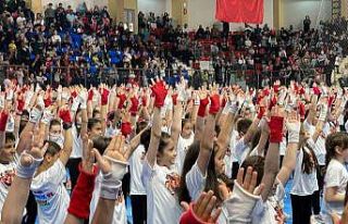 Düzce’de 23 Nisan kutlamaları