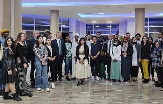 EBYÜ’de eğitim gören yabancı uyruklu öğrenciler...