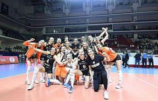 Eczacıbaşı Dynavit, play-off etabında avantajı...