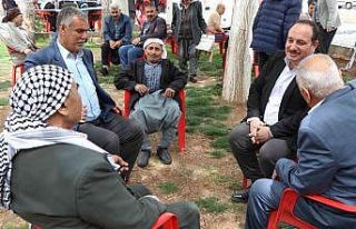 Ekinci vatandaşların taleplerini dinledi