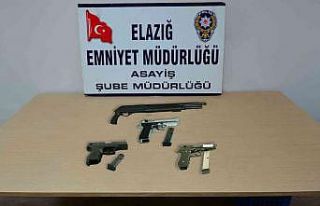 Elazığ’da asayiş ve şok uygulamalarında aranan...