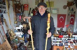 Emekli olduktan sonra antikaya merak saldı, garajını...