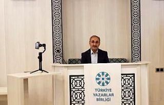 Erzincan’da Şair Karakoç anıldı