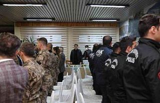 Erzurum Valisi Memiş, polislerle iftar yemeğinde...