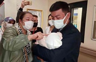 Eşini Özbekistan’da defneden baba, 4 ay sonra...