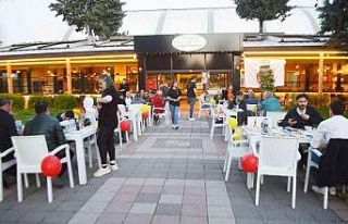 Galatasaraylılar iftarda bir araya geldiler