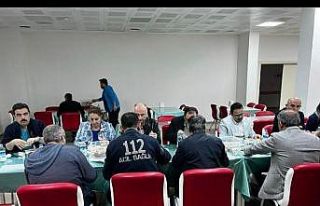 Gediz Kaymakamı Hakan Alkan sağlık çalışanları...