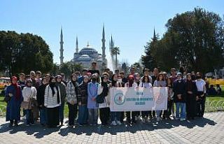Gedizli öğrencilerden İstanbul gezisi