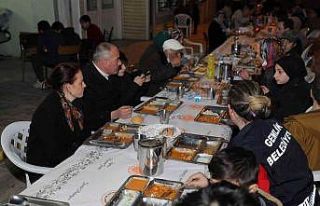 Gemlik’e Ramazan bereket ve neşesiyle geldi