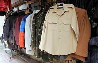 Gençler 80 ve 90’ların kıyafetlerine ilgi gösteriyor