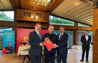 Gezi ve lezzet tutkunlarına Ömür Akkor’un kaleminden...