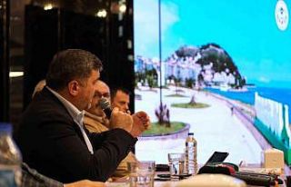 Giresun Belediye Başkanı Aytekin Şenlikoğlu, 3...