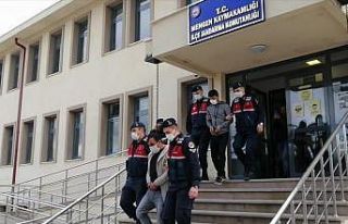 Haberleşme ve enerji kablolarını çalan 3 kişi...