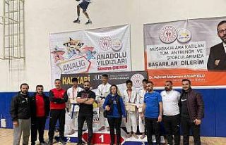 Hakkari’de judo grup müsabakaları başladı