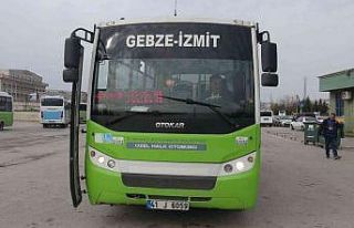 Halk otobüsünde fenalaşan genç kızı şoför...