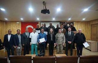 Hanak’lı hayvan yetiştiricileri sertifikalarını...