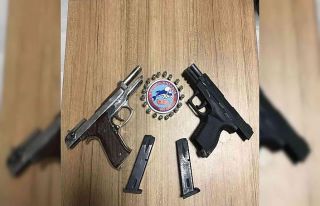 Havaya ateş açıp kaçan şahıslar yapılan takip...