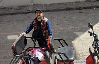 Hayırseverlerin yardımlarını ihtiyaç sahiplerine...