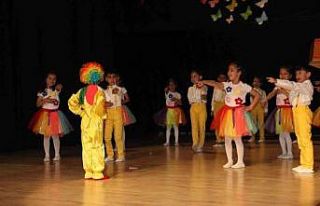 Hizan’da 23 Nisan Ulusal Egemenlik ve Çocuk Bayramı...