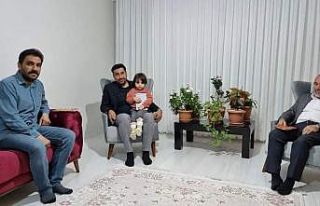 Hizmet-İş’ten minik Eymen’e yardım eli