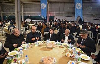 İftar sofraları Büyükorhan’da kuruldu