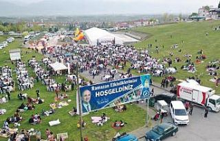 İftar sofrası çocuklar için kuruldu