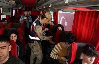 Iğdır’da bayram öncesi yolculara trafik kuralları...