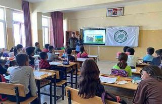 Iğdır’da öğrencilere doğa eğitimi