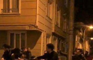 İki grup arasında çıkan kavgada tekme ve yumruklar...