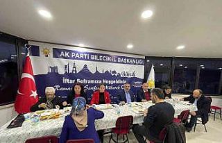 İl Başkanı Yıldırım muhtarlarla iftar yemeğinde...